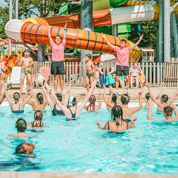 activites aqualudiques a la piscine du camping a benodet