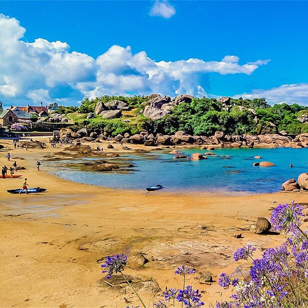 balades sur la plage merveilles de perros guirec