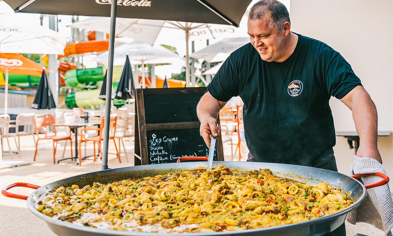 paella restaurant camping la mer blanche maeva benodet