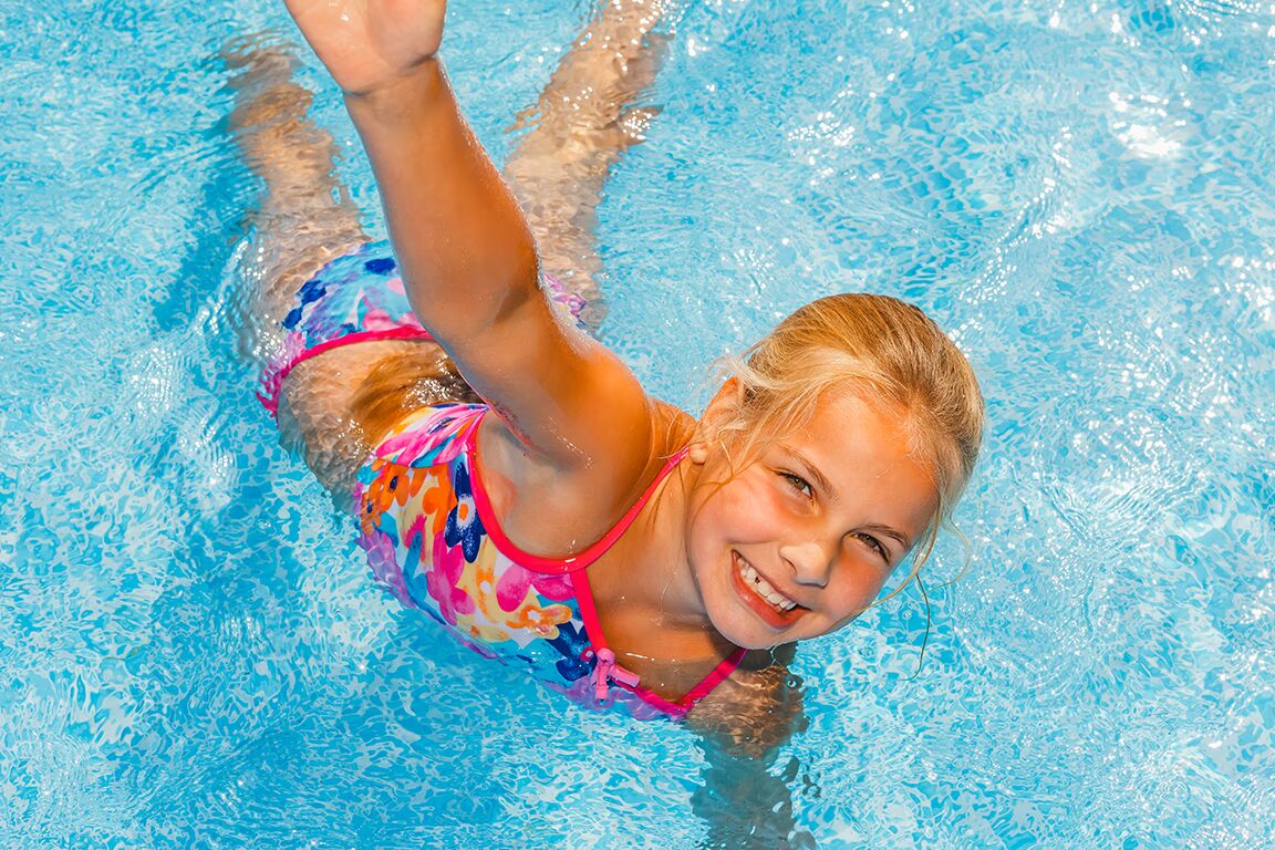 pataugeoire securisee pour les jeunes enfants