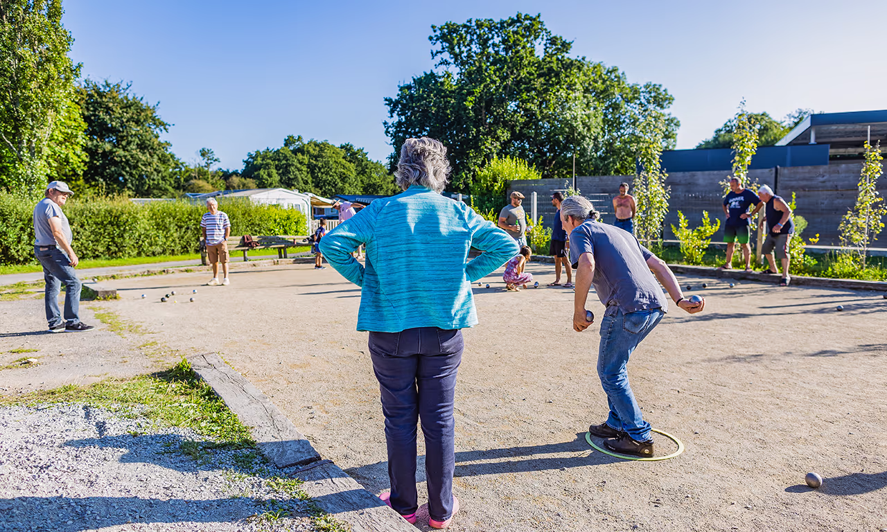 petanque camping la mer blanche maeva benodet