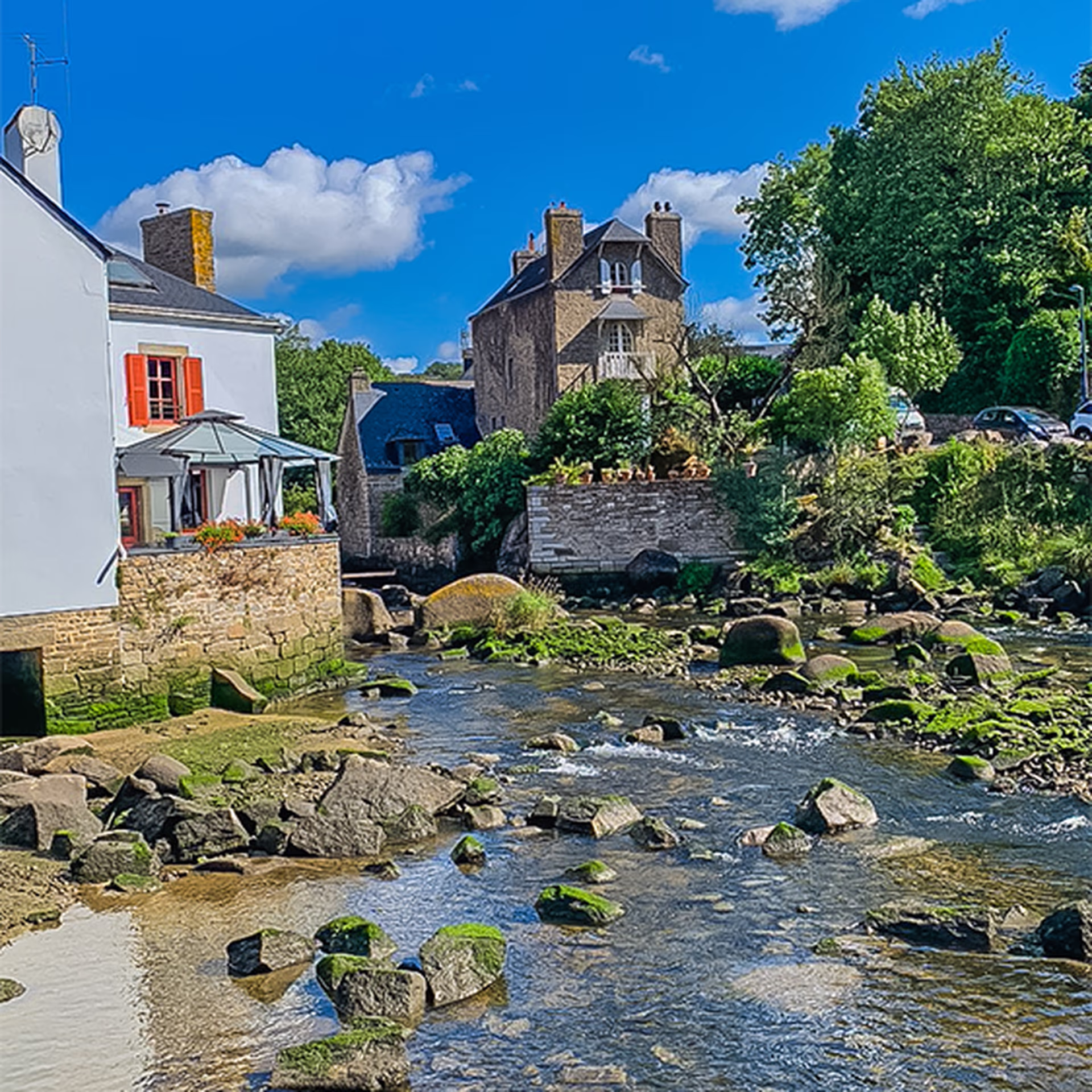 pont aven la ville des peintres une escapade artistique en bretagne