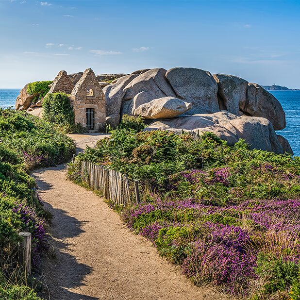 tresors des cotes d armor sentier des douaniers a perros guirrec